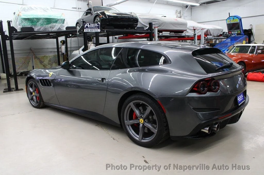 2017 Ferrari GTC4Lusso - Image 5 of 31