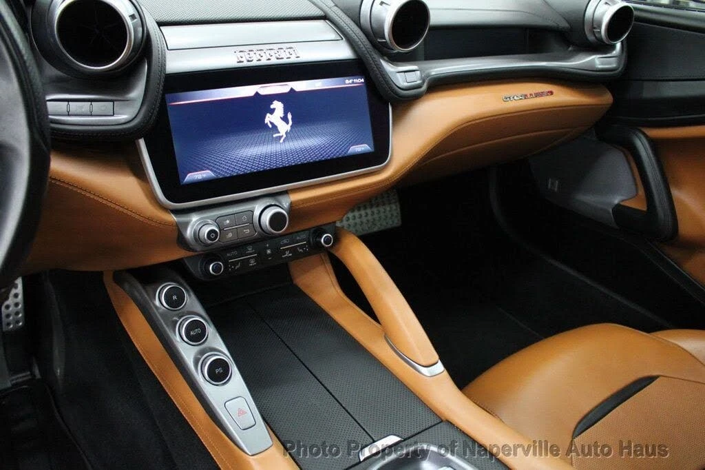 2017 Ferrari GTC4Lusso - Image 30 of 31