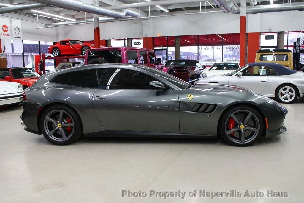 2017 Ferrari GTC4Lusso - Image 11 of 31