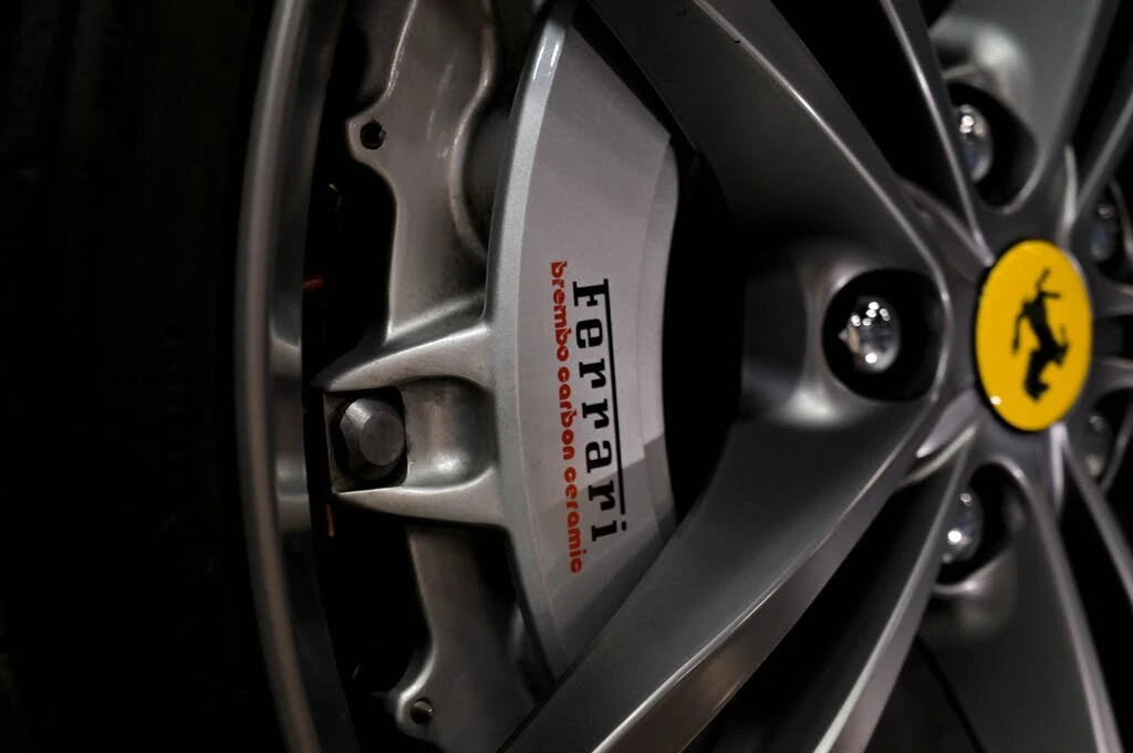 2017 Ferrari GTC4Lusso - Image 29 of 31