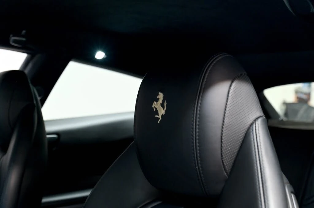 2017 Ferrari GTC4Lusso - Image 10 of 31