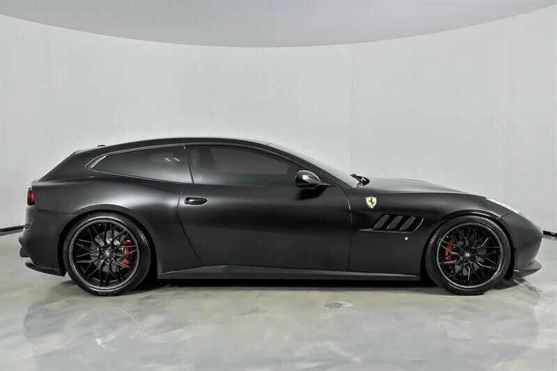 2017 Ferrari GTC4Lusso - Image 13 of 31