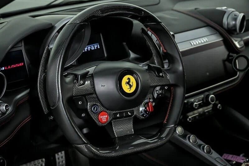 2017 Ferrari GTC4Lusso - Image 27 of 31