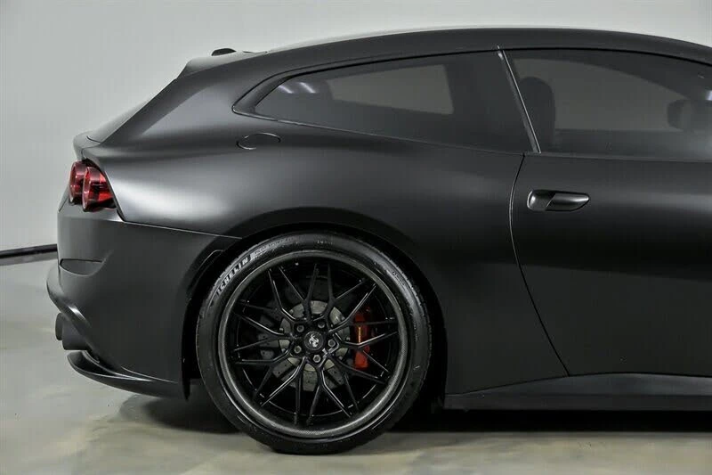 2017 Ferrari GTC4Lusso - Image 12 of 31