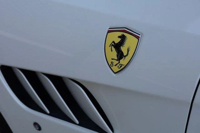 2017 Ferrari GTC4Lusso - Image 11 of 31
