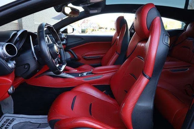 2017 Ferrari GTC4Lusso - Image 17 of 31