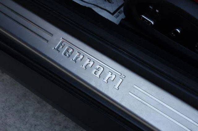 2017 Ferrari GTC4Lusso - Image 14 of 31