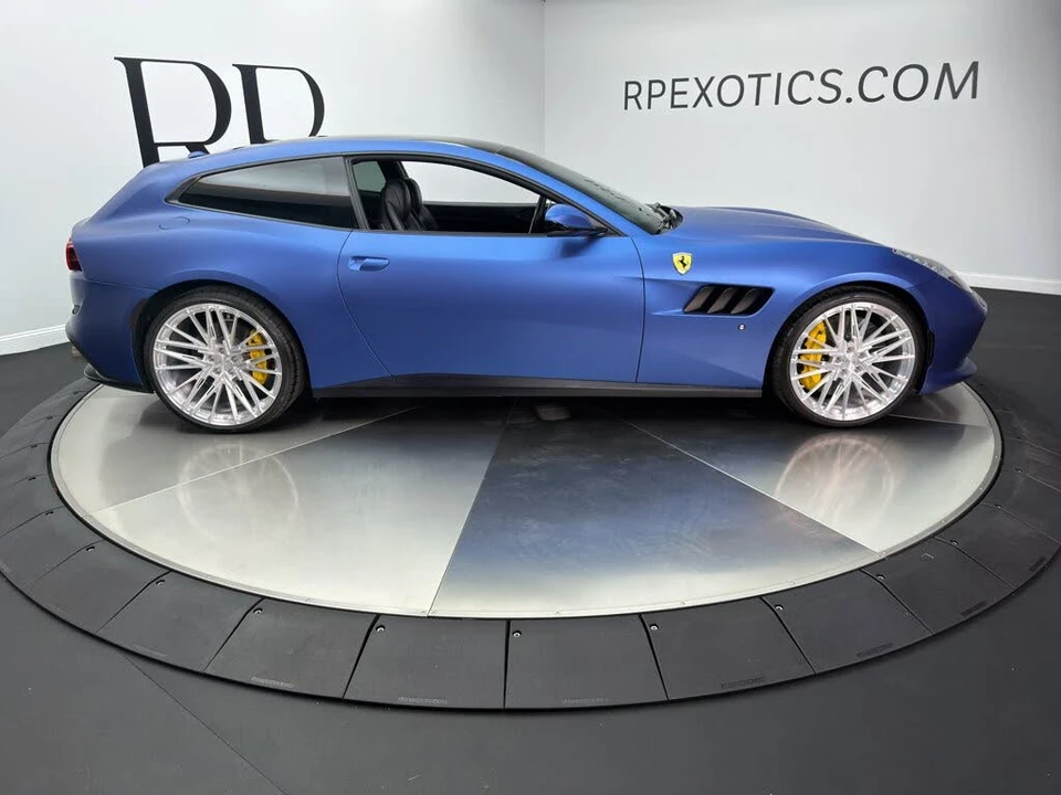 2017 Ferrari GTC4Lusso - Image 7 of 22