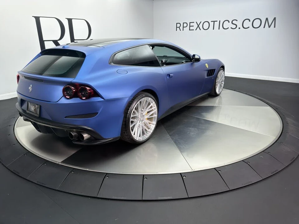 2017 Ferrari GTC4Lusso - Image 6 of 22