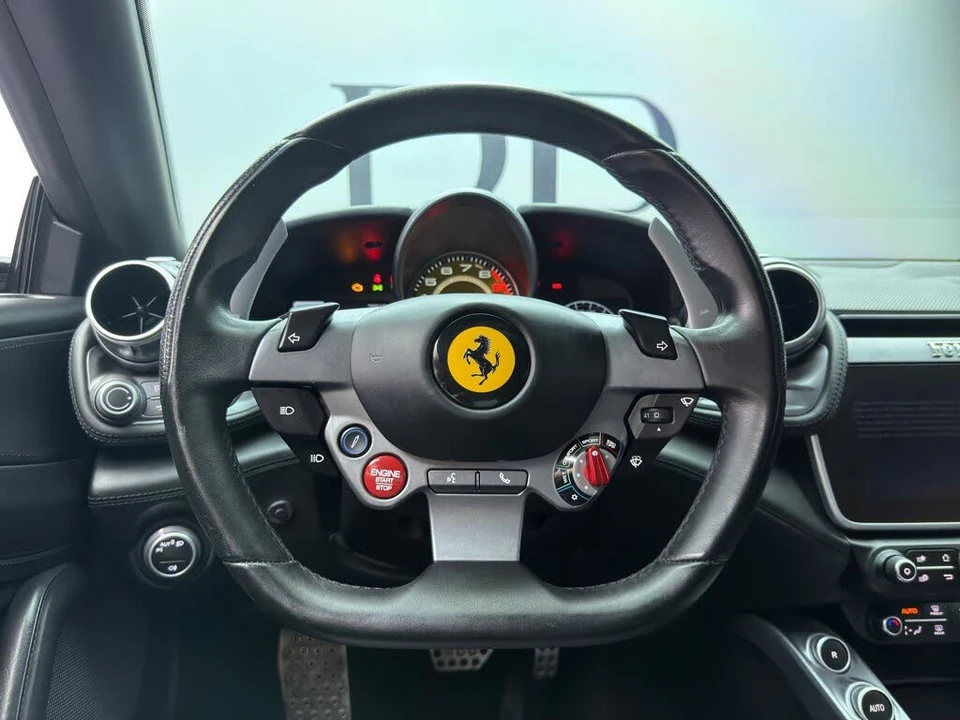 2017 Ferrari GTC4Lusso - Image 19 of 22