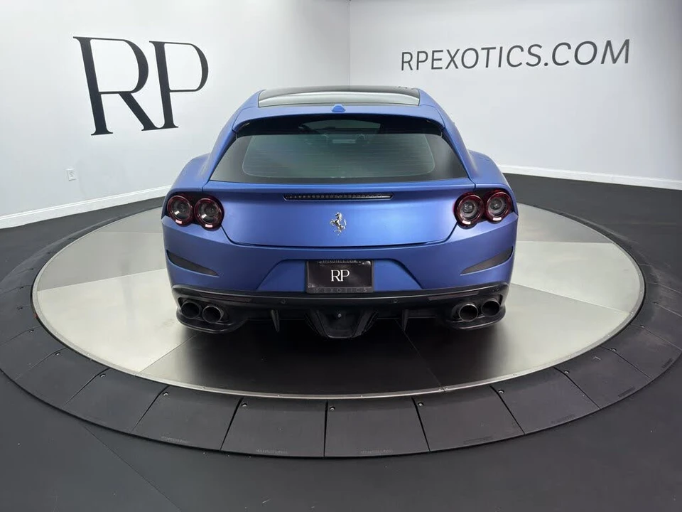 2017 Ferrari GTC4Lusso - Image 5 of 22