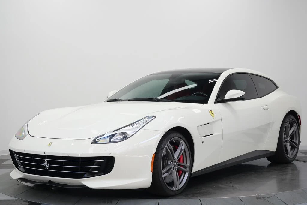 2017 Ferrari GTC4Lusso - Image 5 of 31