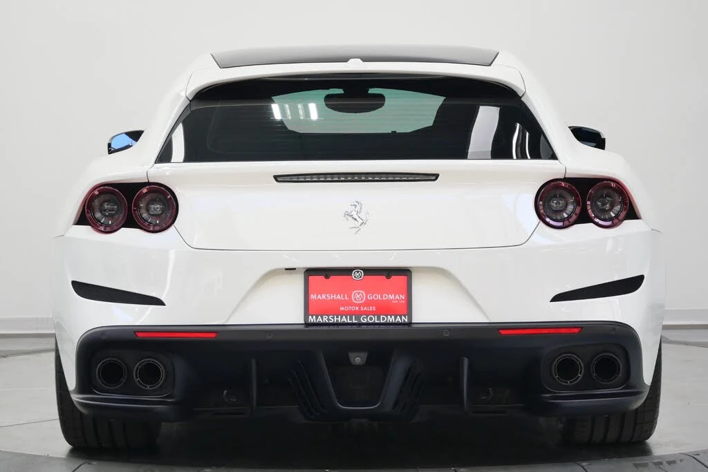 2017 Ferrari GTC4Lusso - Image 8 of 31