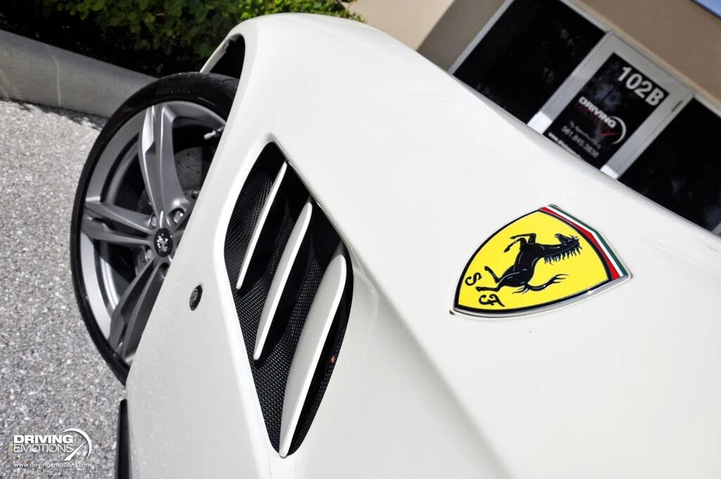 2017 Ferrari GTC4Lusso - Image 29 of 31
