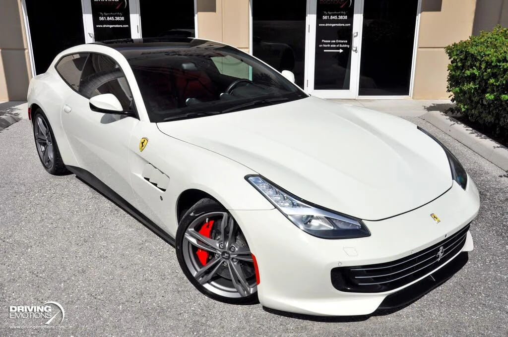 2017 Ferrari GTC4Lusso - Image 2 of 31