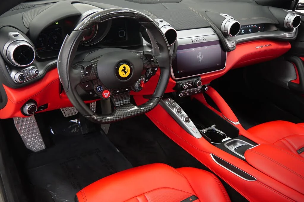 2017 Ferrari GTC4Lusso - Image 13 of 31