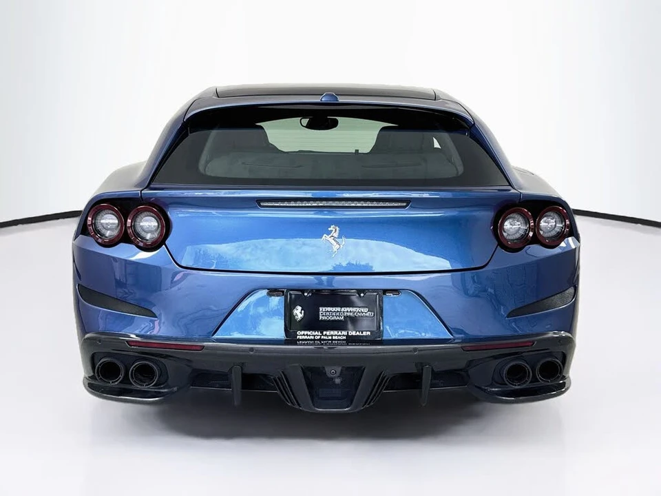 2017 Ferrari GTC4Lusso - Image 6 of 7