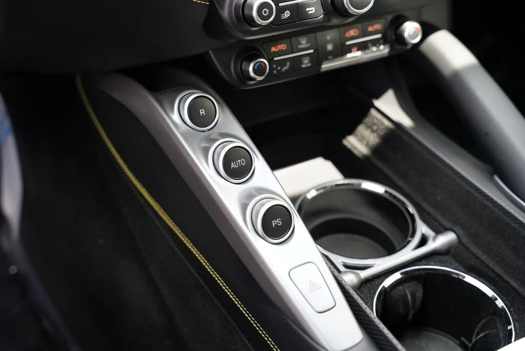 2017 Ferrari GTC4Lusso - Image 16 of 31