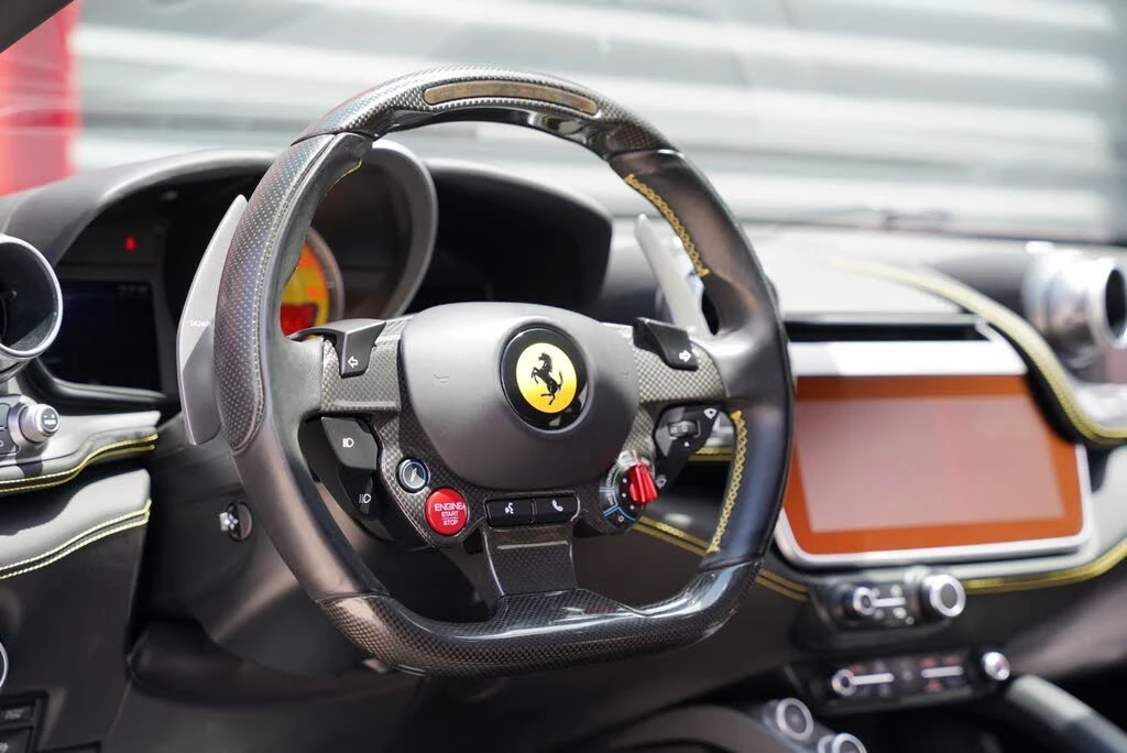 2017 Ferrari GTC4Lusso - Image 23 of 31