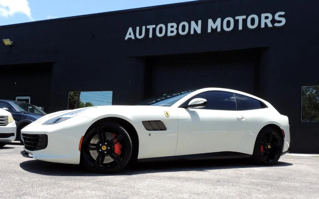 2017 Ferrari GTC4Lusso - Image 2 of 31