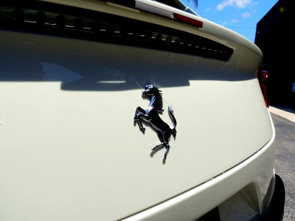 2017 Ferrari GTC4Lusso - Image 29 of 31