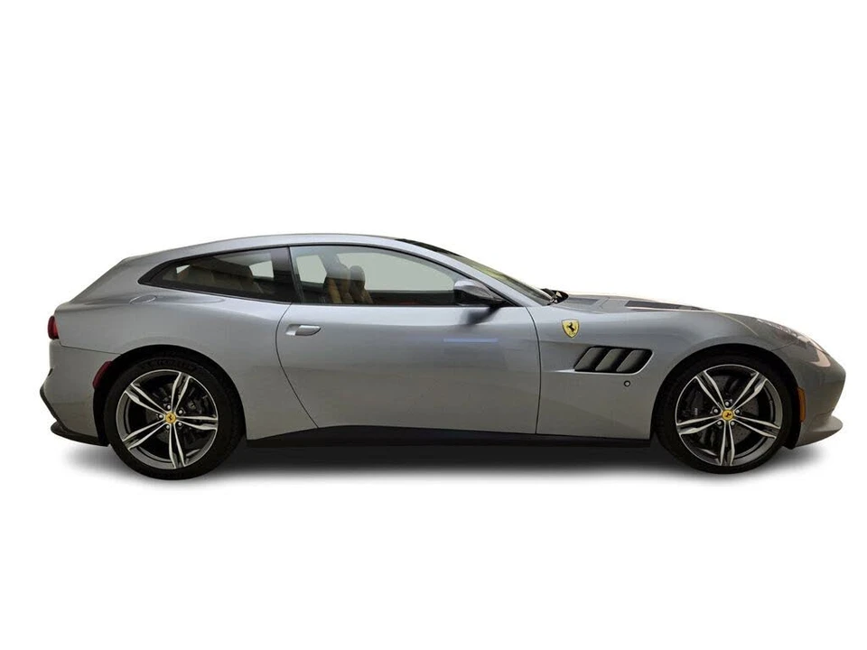 2017 Ferrari GTC4Lusso - Image 6 of 31