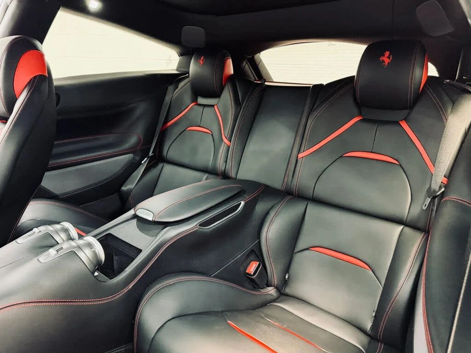 2017 Ferrari GTC4Lusso - Image 15 of 31