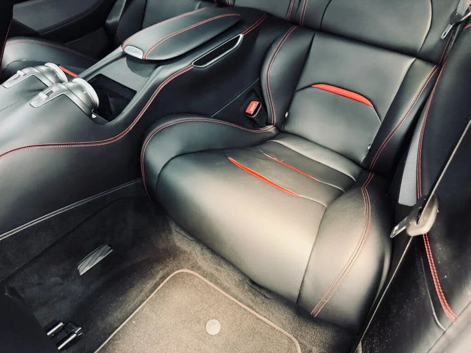 2017 Ferrari GTC4Lusso - Image 16 of 31