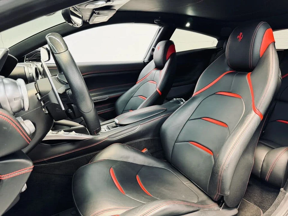 2017 Ferrari GTC4Lusso - Image 4 of 31