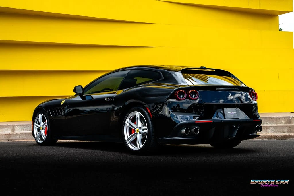 2017 Ferrari GTC4Lusso - Image 4 of 31