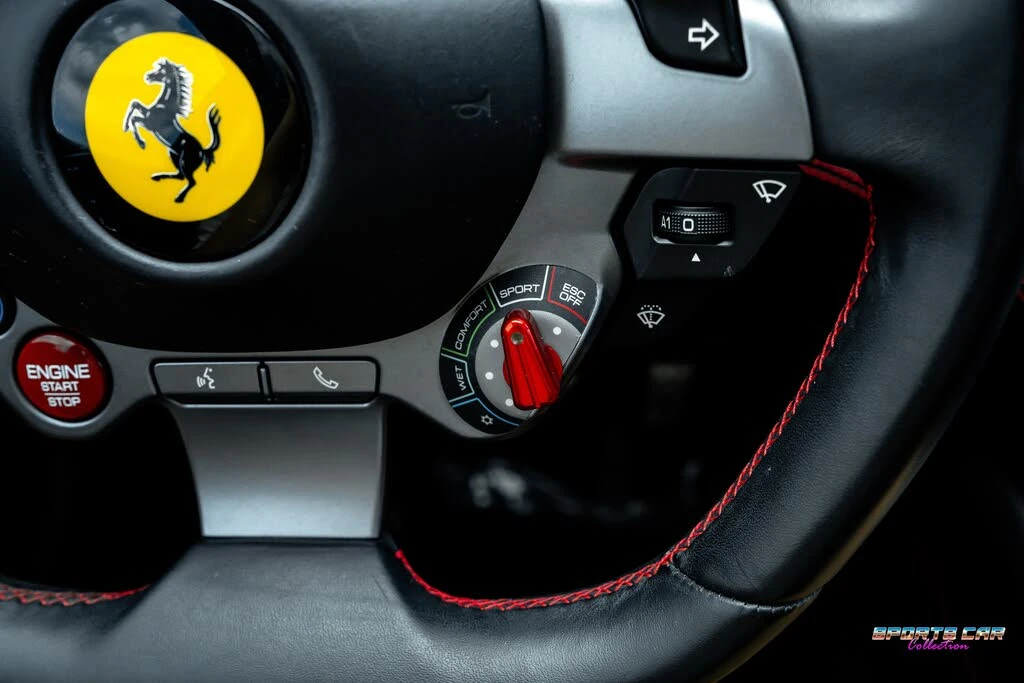 2017 Ferrari GTC4Lusso - Image 21 of 31
