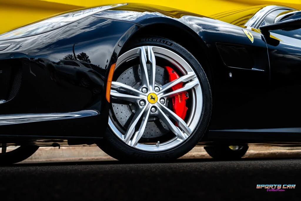 2017 Ferrari GTC4Lusso - Image 13 of 31