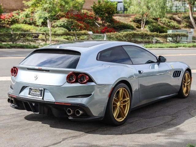 2017 Ferrari GTC4Lusso - Image 4 of 31