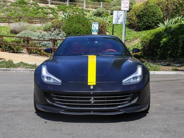 2017 Ferrari GTC4Lusso - Image 28 of 31