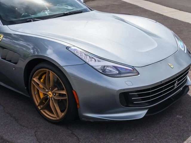 2017 Ferrari GTC4Lusso - Image 6 of 31