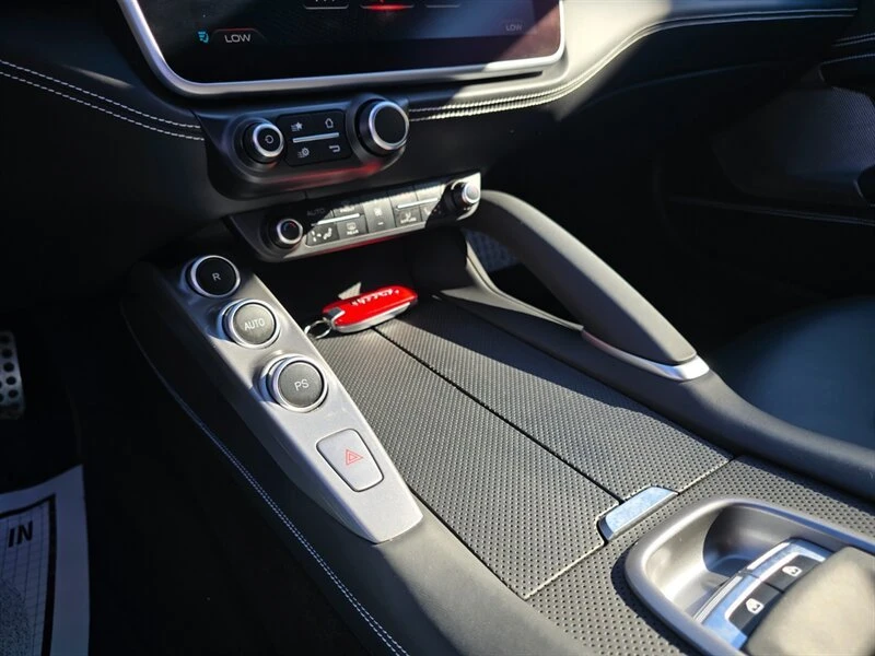 2017 Ferrari GTC4Lusso - Image 13 of 20