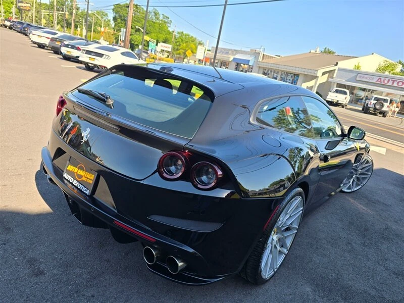 2017 Ferrari GTC4Lusso - Image 4 of 20