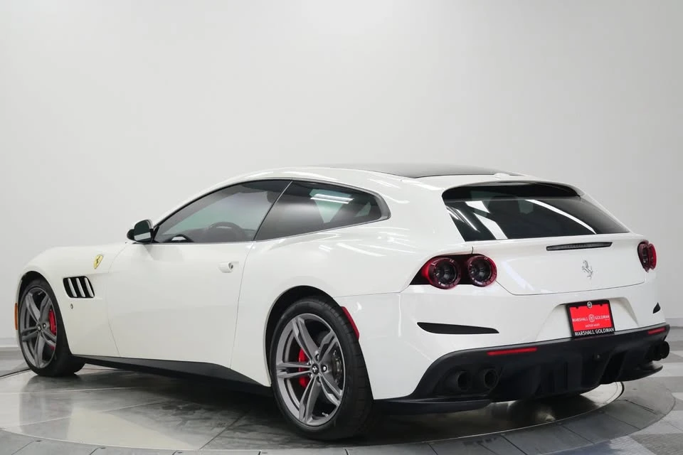 2017 Ferrari GTC4Lusso - Image 6 of 19