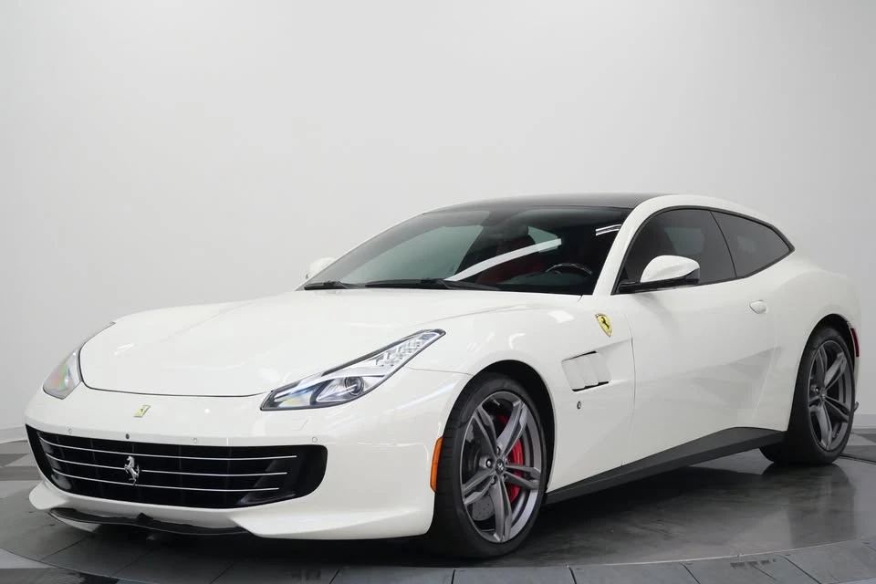 2017 Ferrari GTC4Lusso - Image 4 of 19
