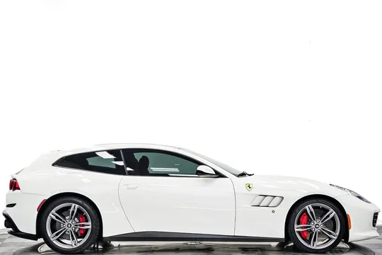 2017 Ferrari GTC4Lusso
