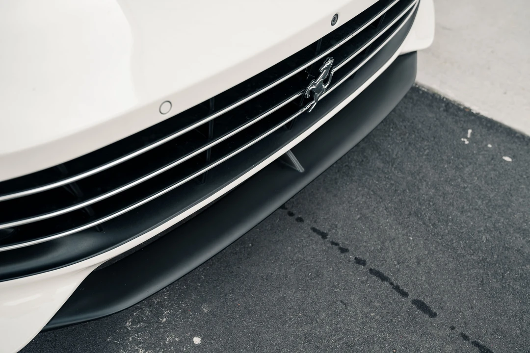 2017 Ferrari GTC4Lusso - Image 22 of 31