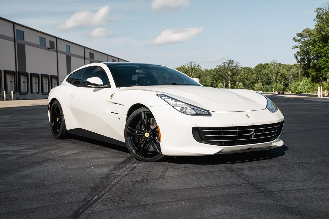 2017 Ferrari GTC4Lusso - Image 2 of 31