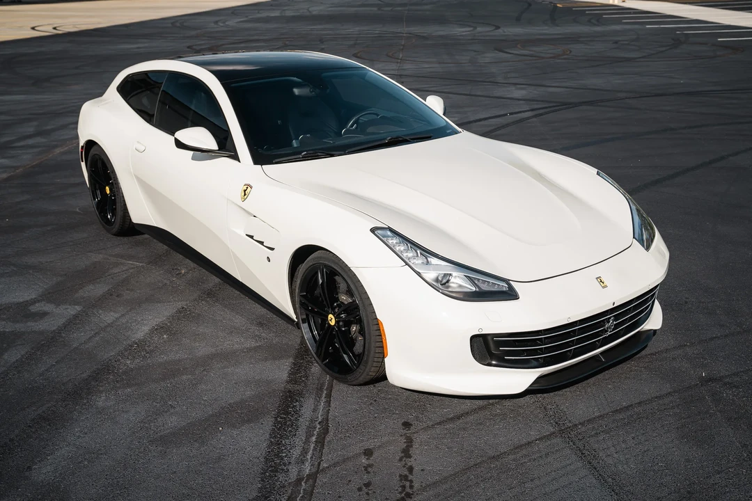 2017 Ferrari GTC4Lusso - Image 6 of 31