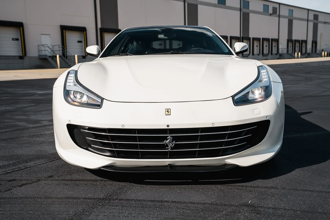 2017 Ferrari GTC4Lusso - Image 3 of 31