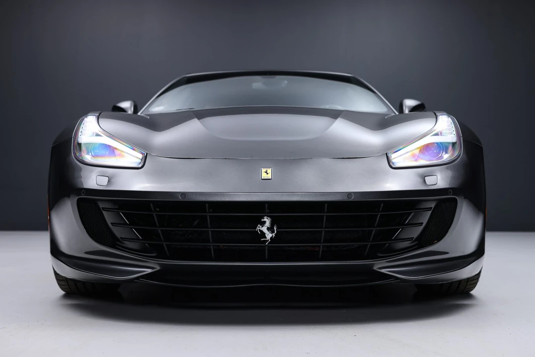 2017 Ferrari GTC4Lusso - Image 16 of 31