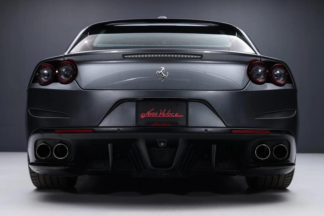 2017 Ferrari GTC4Lusso - Image 8 of 31