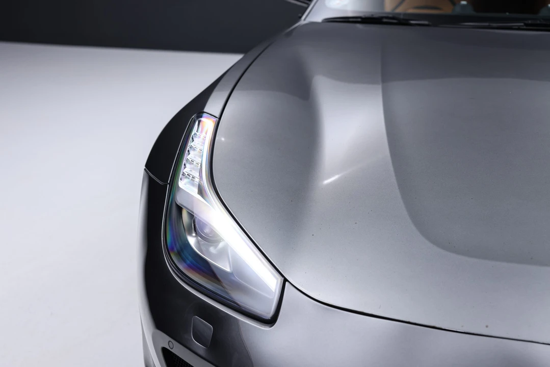 2017 Ferrari GTC4Lusso - Image 23 of 31