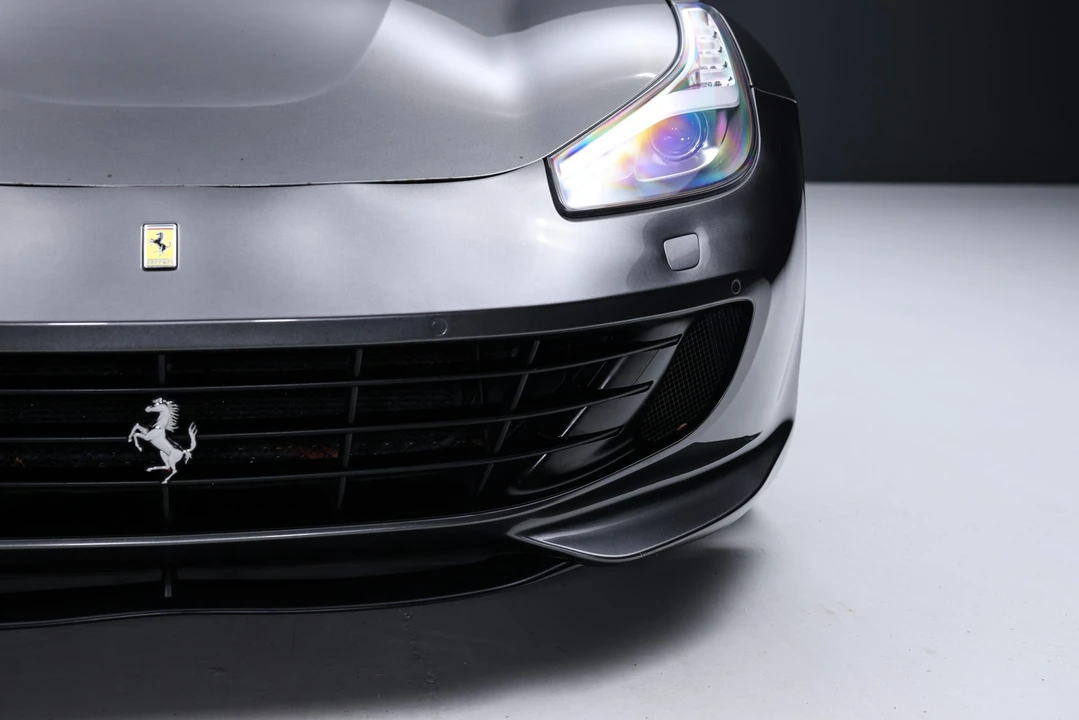 2017 Ferrari GTC4Lusso - Image 28 of 31