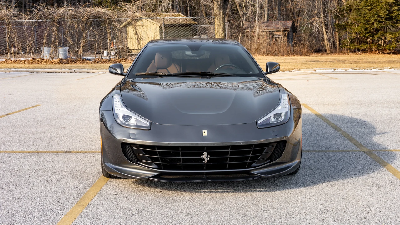 2017 Ferrari GTC4Lusso - Image 2 of 31