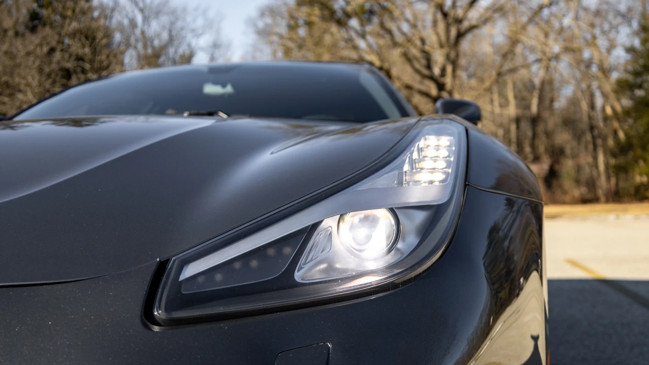 2017 Ferrari GTC4Lusso - Image 11 of 31